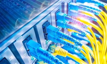 So sánh chất liệu vỏ dây cáp mạng PVC và cao su