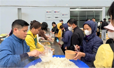 Huviron đồng hành cùng Trạm yêu thương số 17