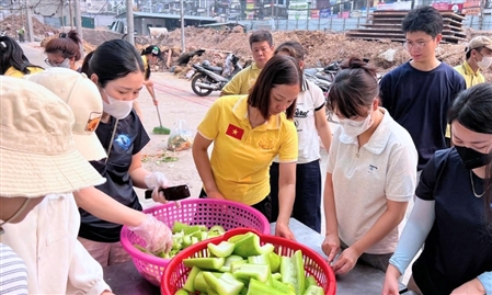 Huviron đồng hành cùng Trạm yêu thương số 19